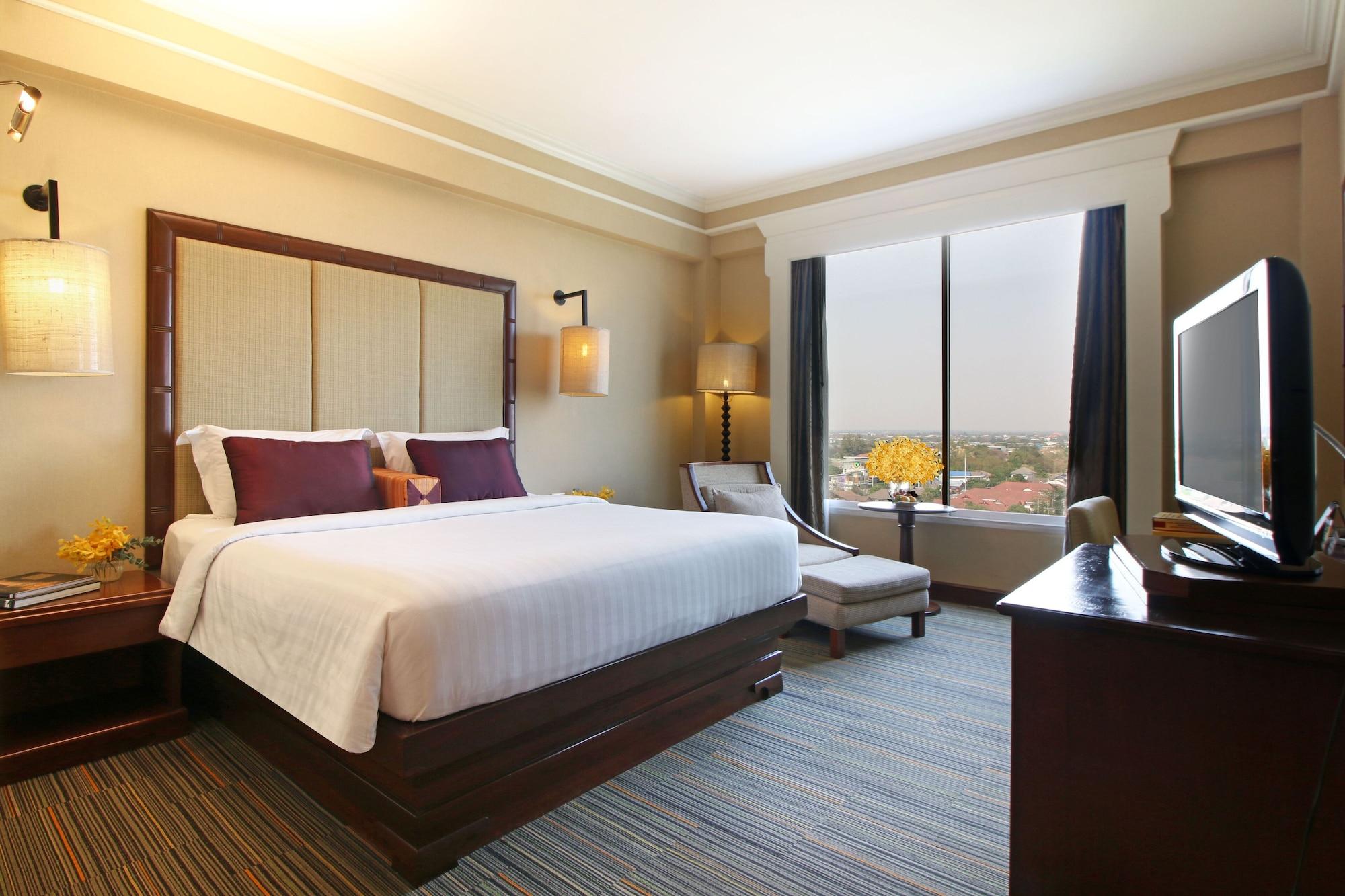The Imperial Hotel & Convention Centre Korat Nakhonratchasima Exterior foto